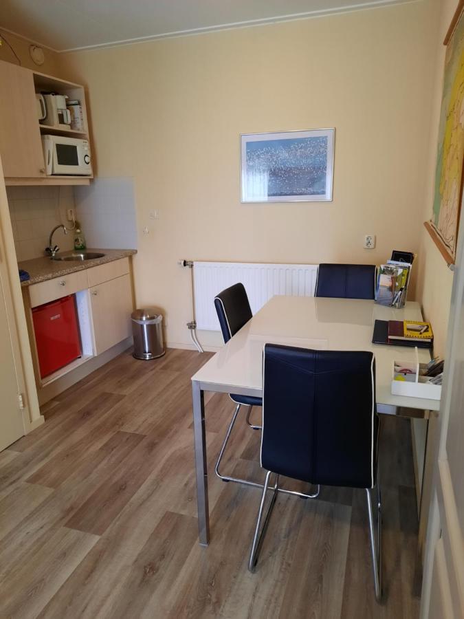 Logement 'De Witte Klok' Oude Bildtzijl Екстериор снимка