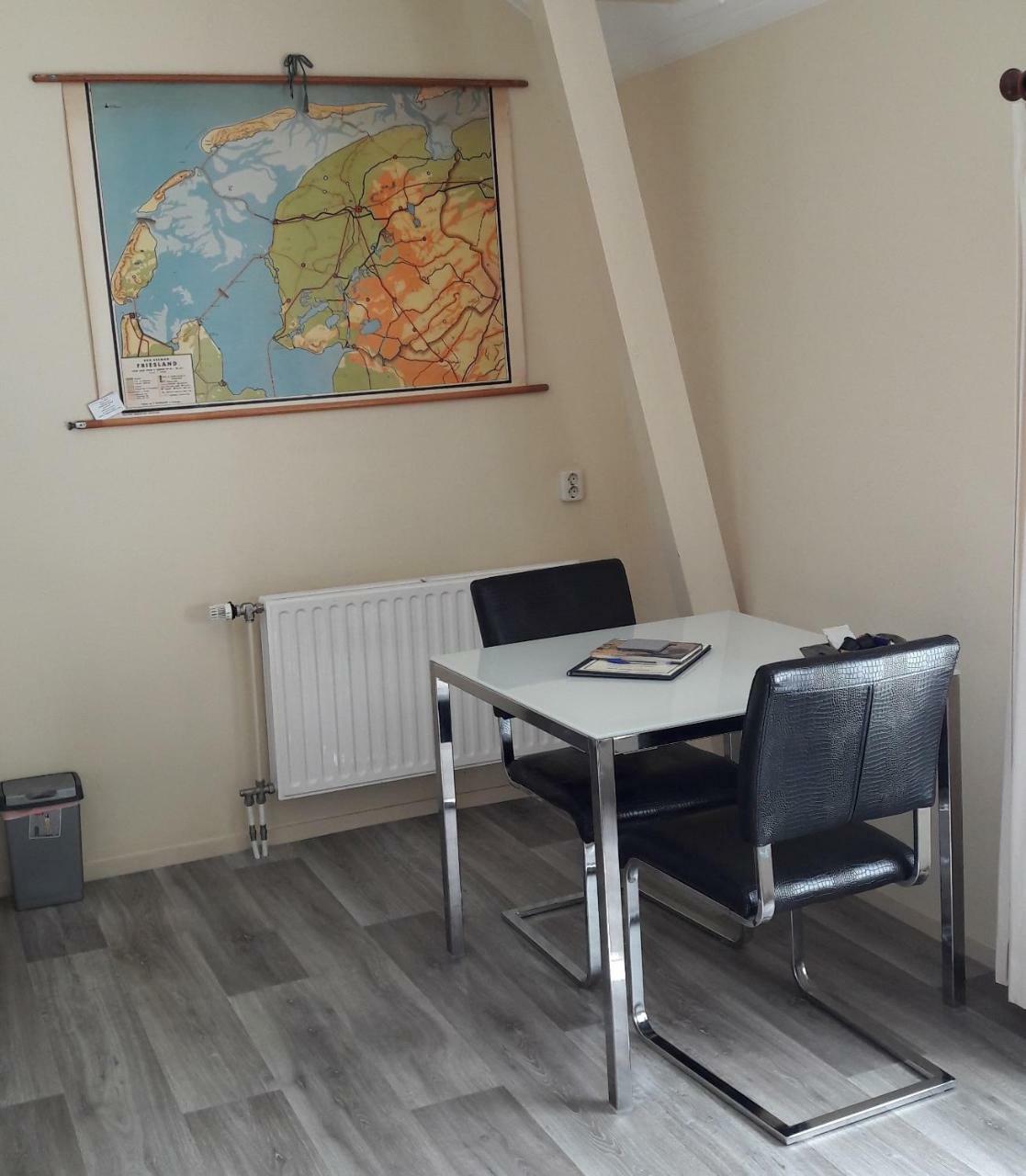 Logement 'De Witte Klok' Oude Bildtzijl Екстериор снимка